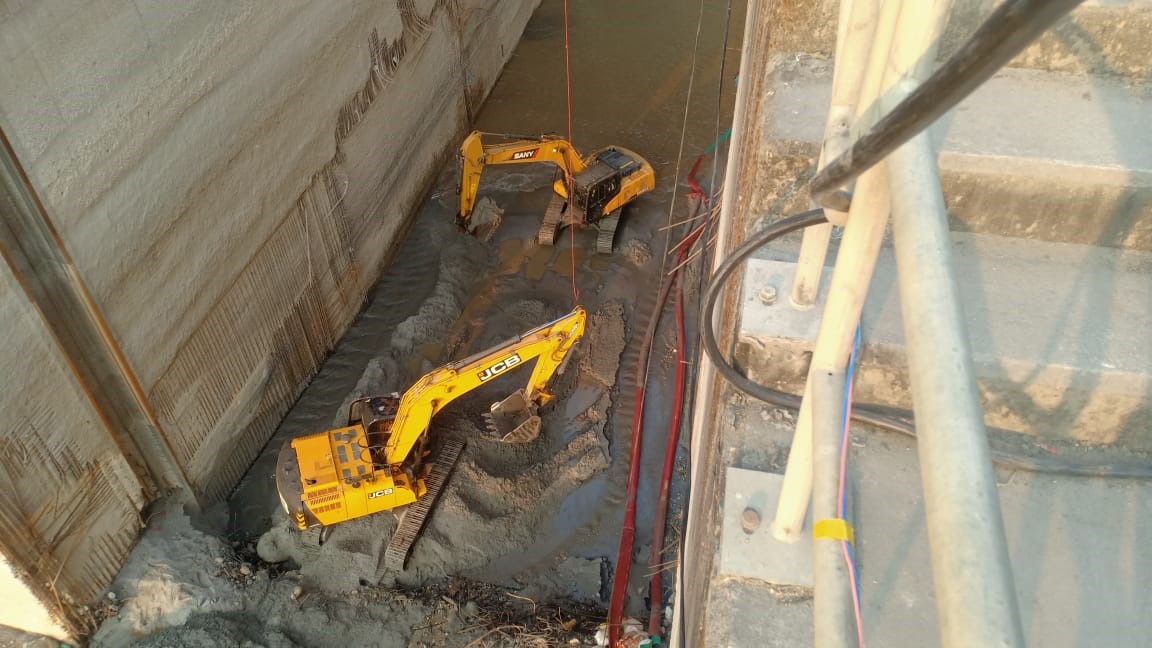 Removal of Sand and debris 3