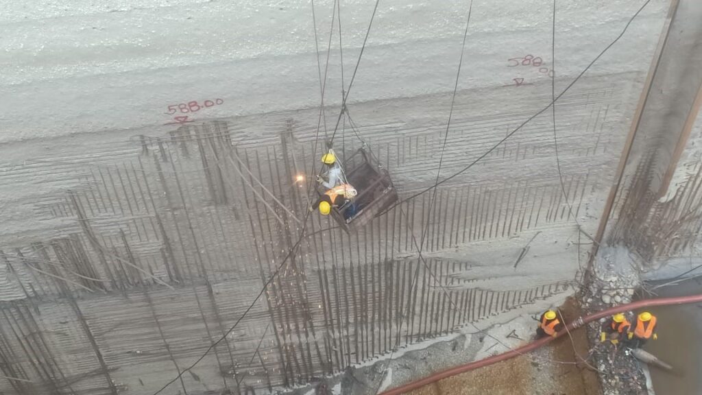 Broken reinforcement MMHPS