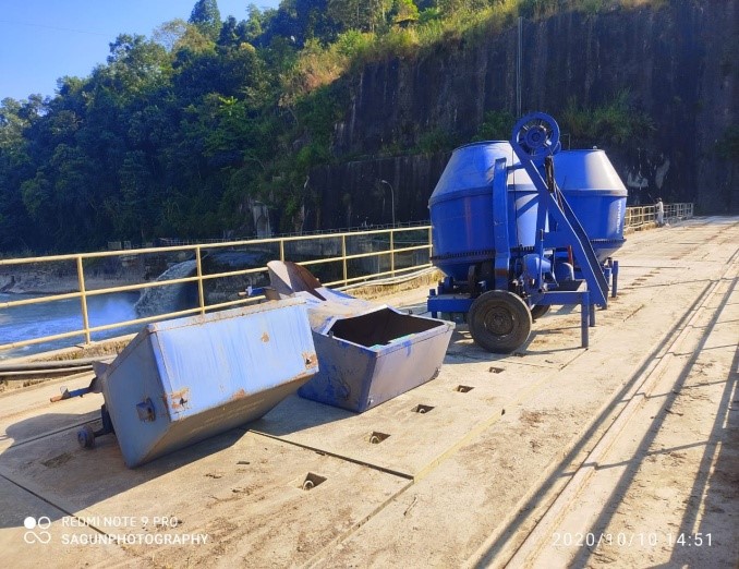 Concrete mixer mmhps